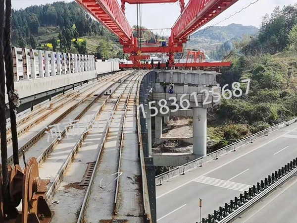 南京1500噸架橋機